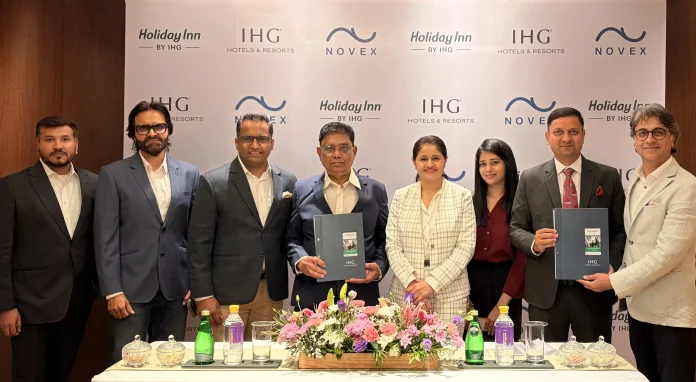 Holiday Inn Goa Kadamba Signing Image